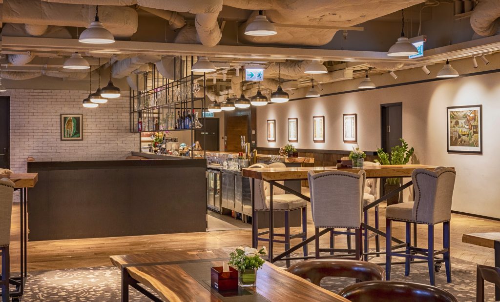 中環花園道三號 Eaton Club 專業咖啡師與商務休息室